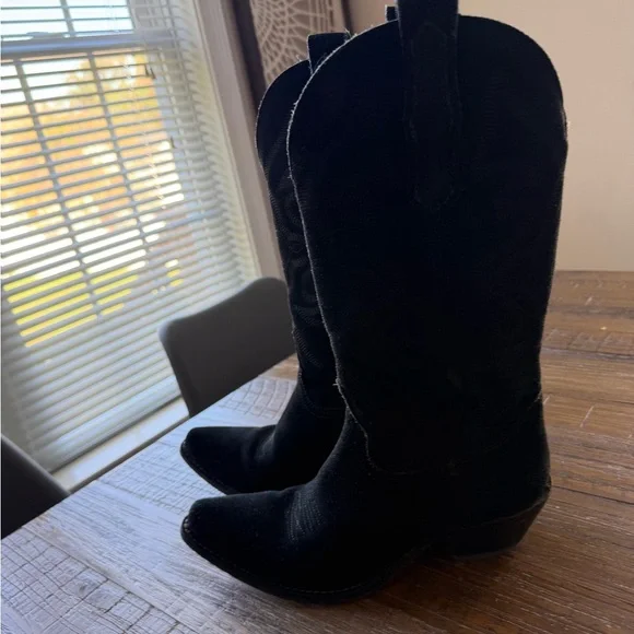 Dingo Black Suede Heeled Boots size 7 - Picture 2 of 5